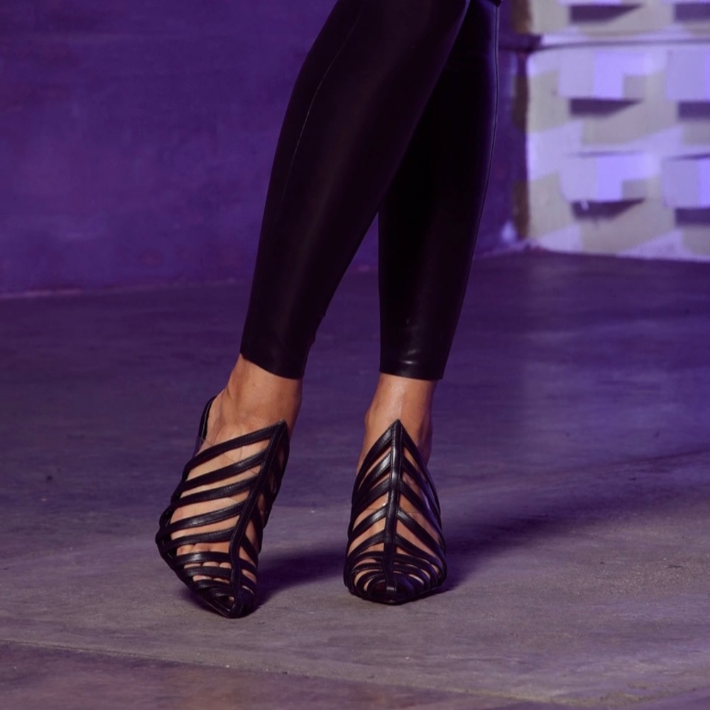 Never worn black heels
